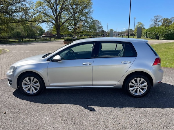 Used Volkswagen Golf 2014 for sale - 74401610: Photo 10