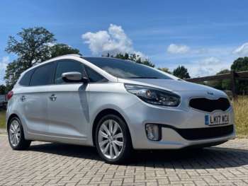 Used Kia Carens 2017 for sale - 71066223: Photo