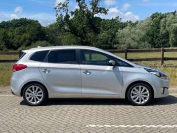 Used Kia Carens 2017 for sale - 71066223: Photo