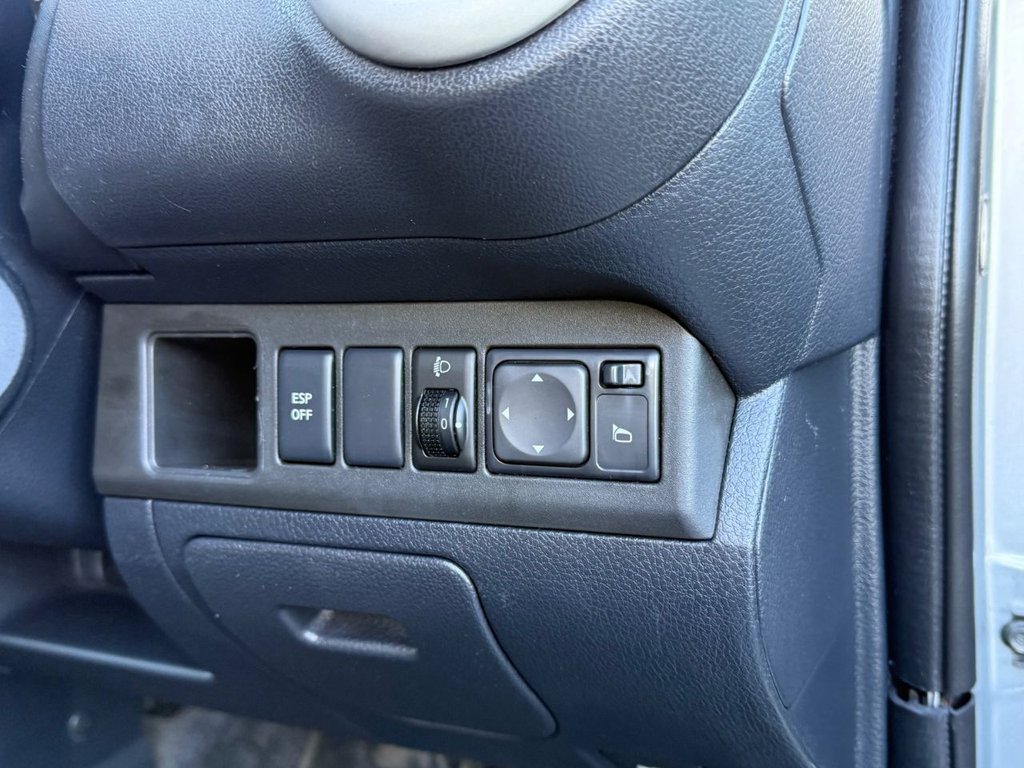Used Nissan Note 2011 for sale - 76172896: Photo 27