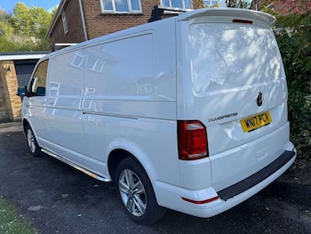 Used Volkswagen Transporter 2017 for sale - 78685708: Photo