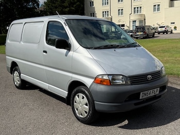 Used Toyota HiAce 2005 for sale - 75542684: Photo