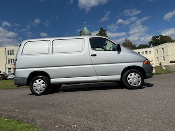 Used Toyota HiAce 2005 for sale - 75542684: Photo