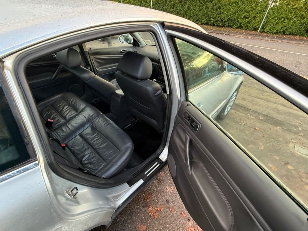 Used Volkswagen Passat 2004 for sale - 77588225: Photo 5