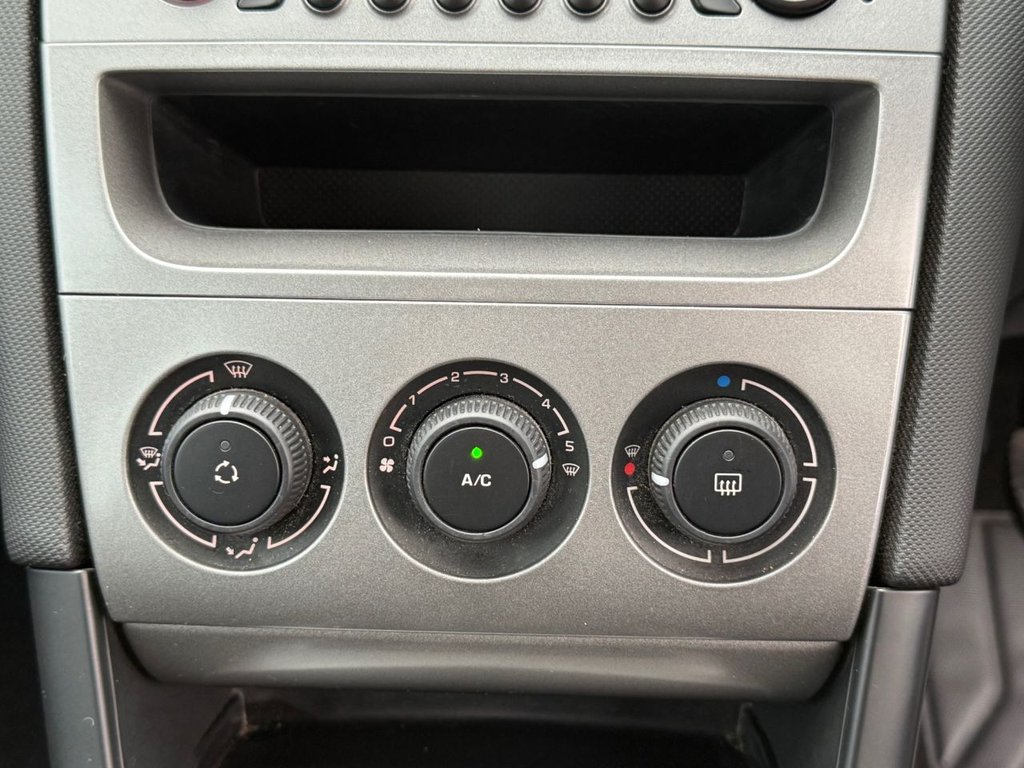 Used Peugeot 308 2010 for sale - 76454471: Photo 27