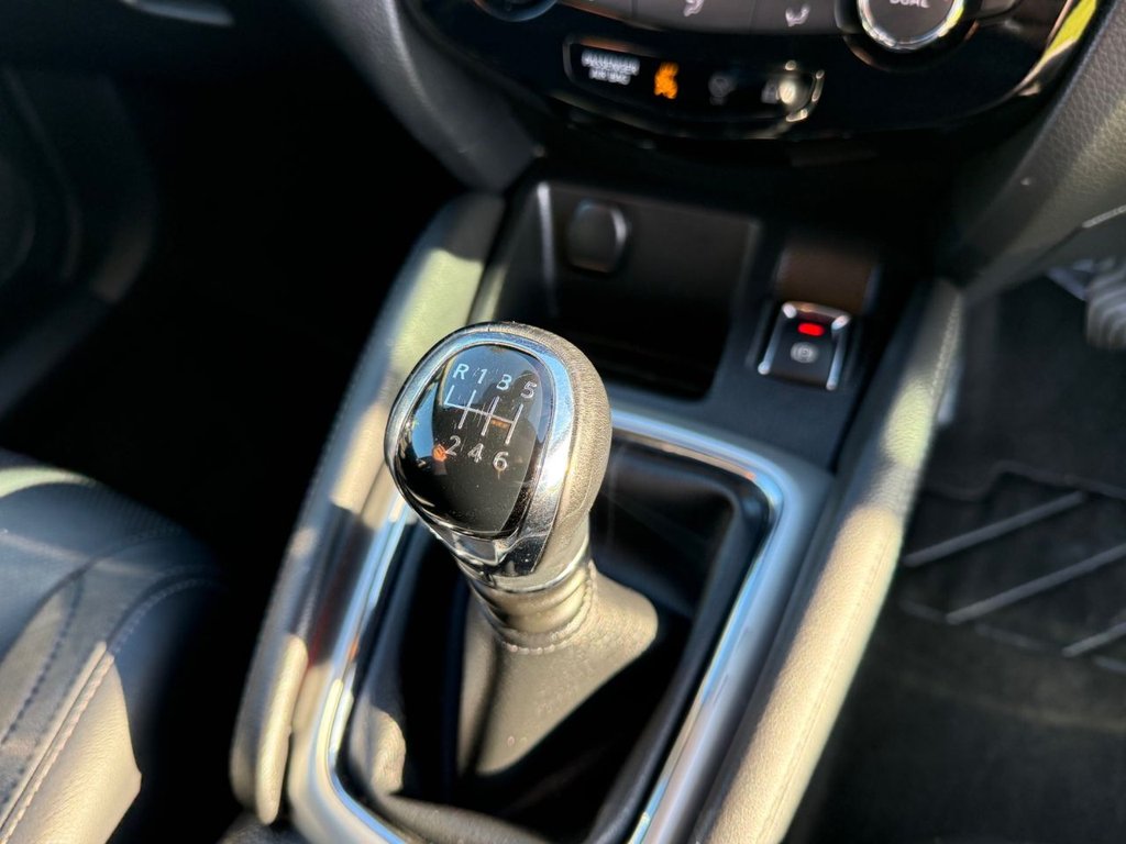 Used Nissan Qashqai 2017 for sale - 77451992: Photo 24