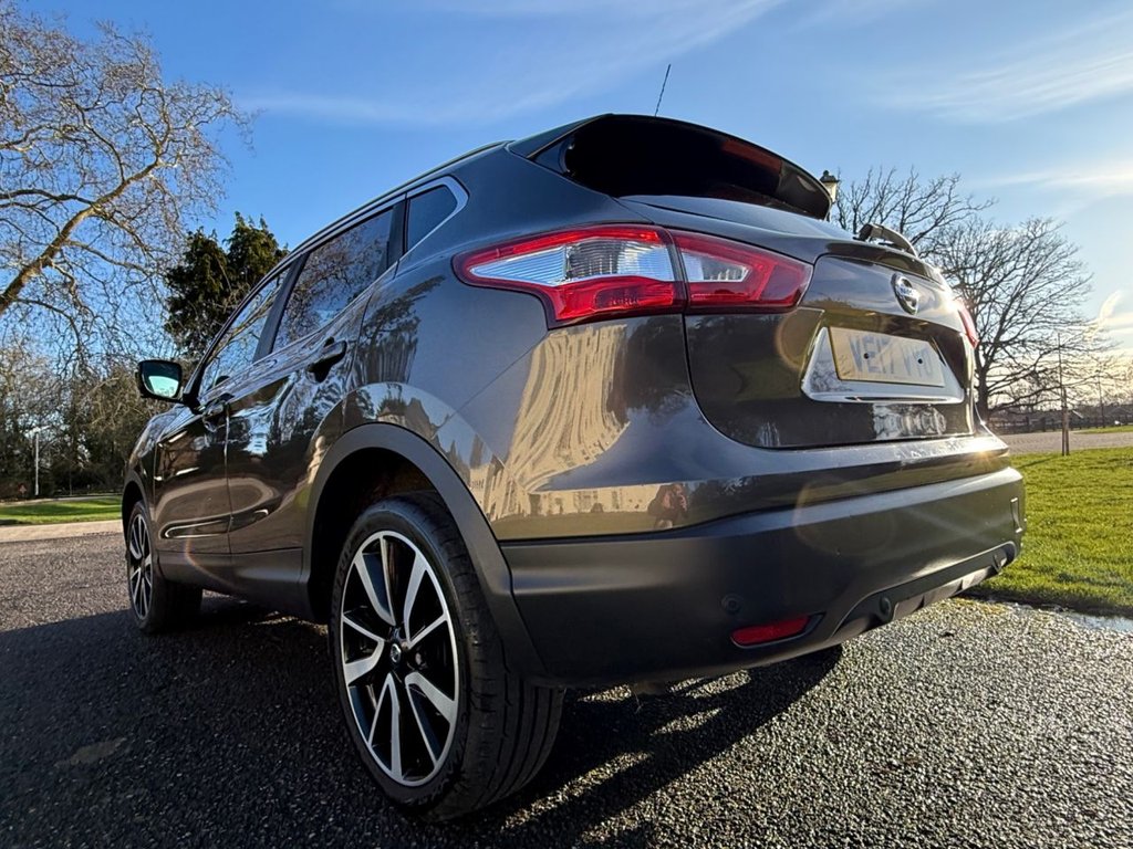 Used Nissan Qashqai 2017 for sale - 77451992: Photo 8