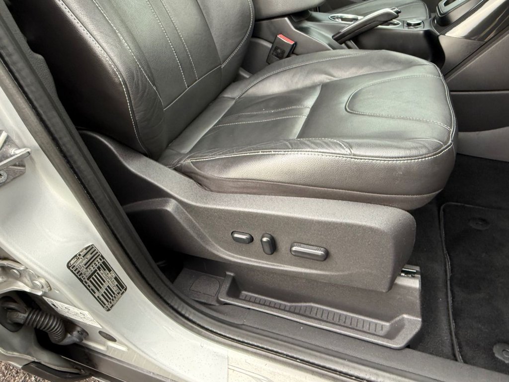 Used Ford Kuga 2013 for sale - 76496257: Photo 37