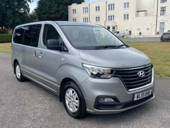 2019 (19) - 2.5 CRDi SE Nav MPV 5dr Diesel Manual Euro 6 (136 ps)
