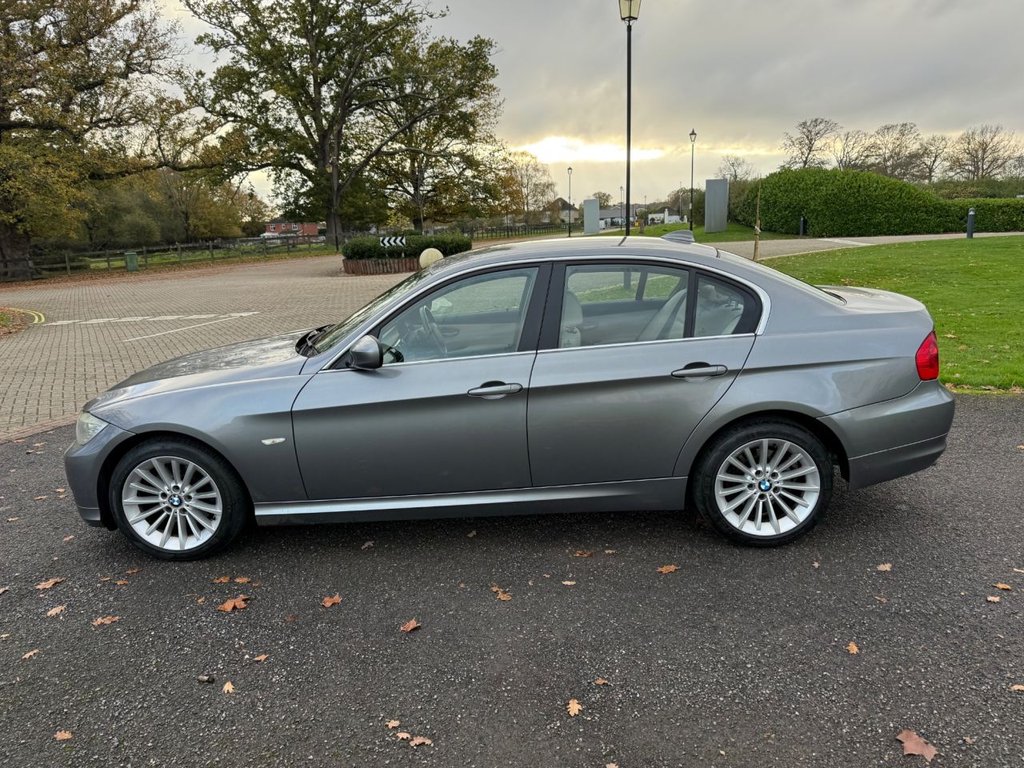 Used BMW 3 Series 2011 for sale - 76590903: Photo 10