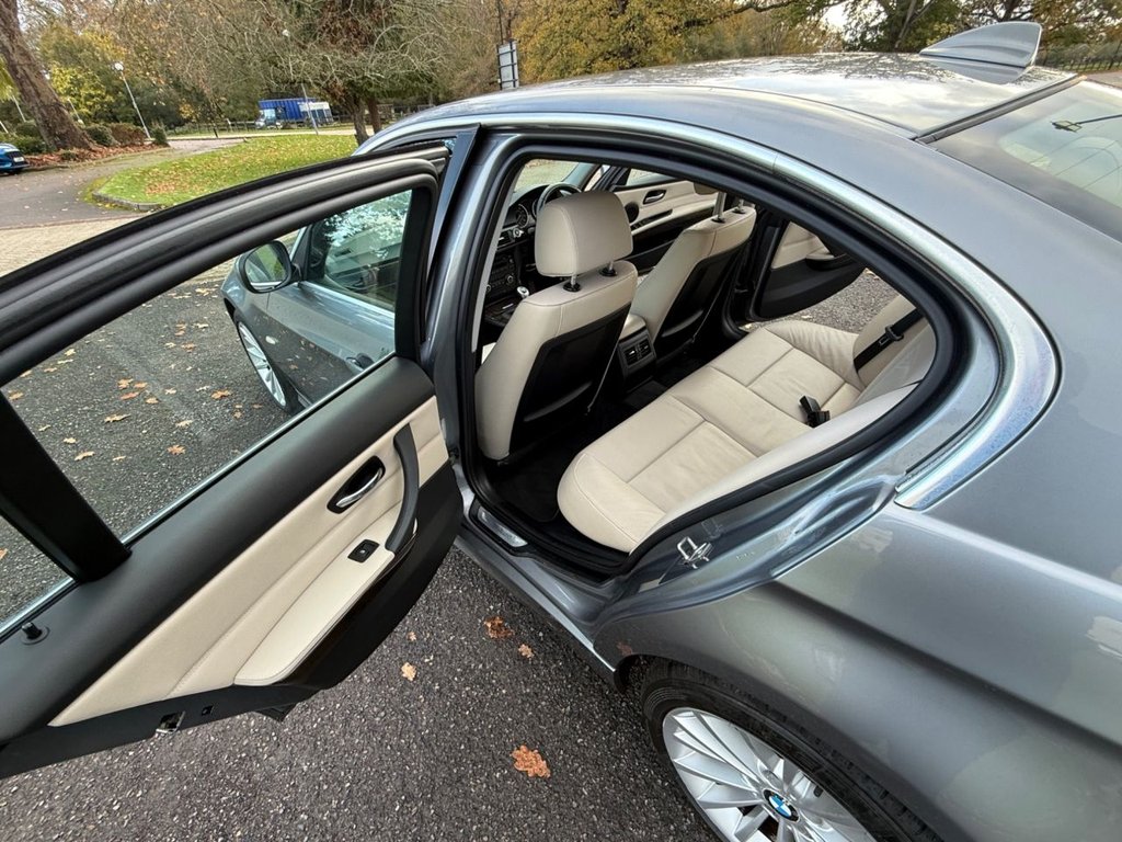 Used BMW 3 Series 2011 for sale - 76590903: Photo 23