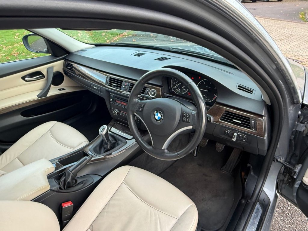 Used BMW 3 Series 2011 for sale - 76590903: Photo 28