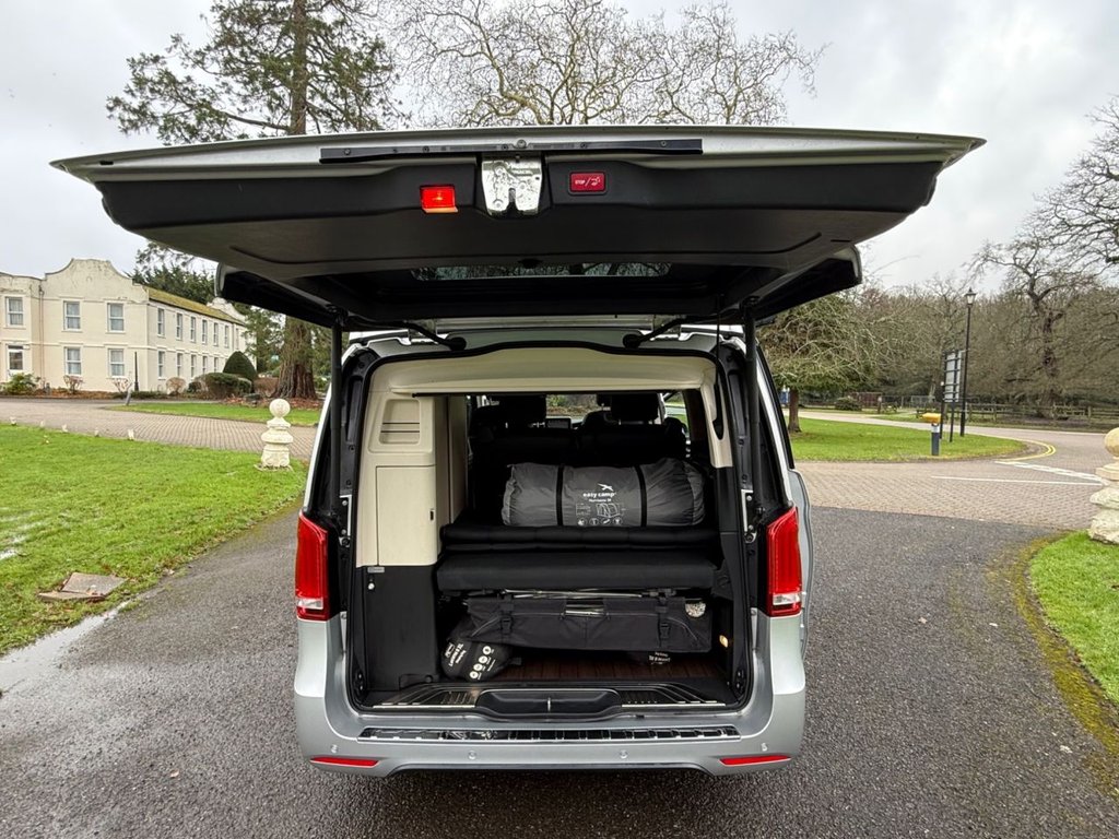 Used Mercedes-Benz V-Class 2019 for sale - 77212540: Photo 21