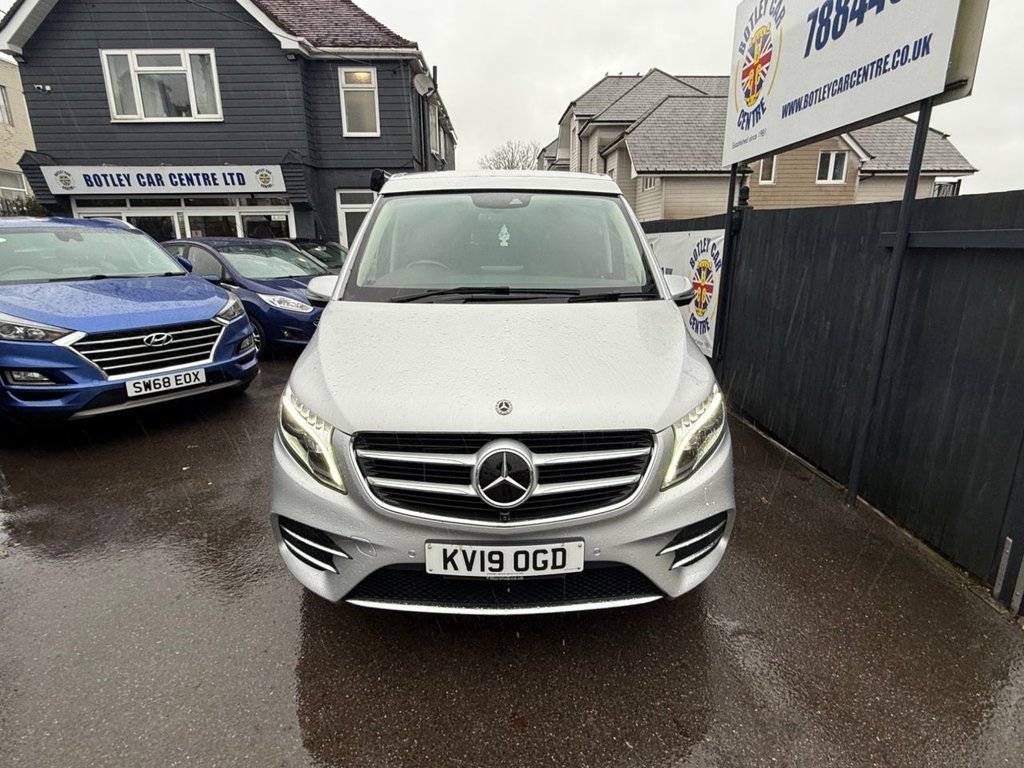 Used Mercedes-Benz V-Class 2019 for sale - 77212540: Photo 4