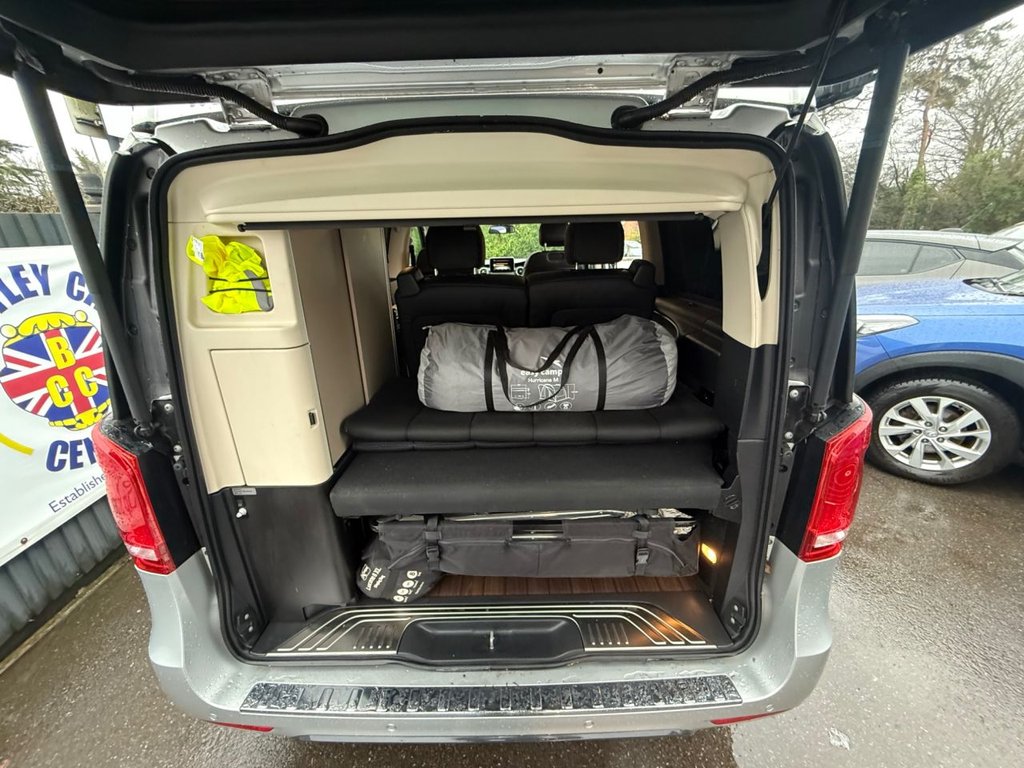 Used Mercedes-Benz V-Class 2019 for sale - 77212540: Photo 5