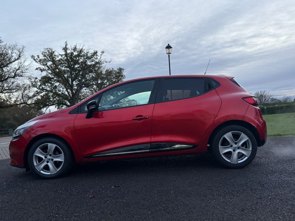 Used Renault Clio 2014 for sale - 76724882: Photo 10