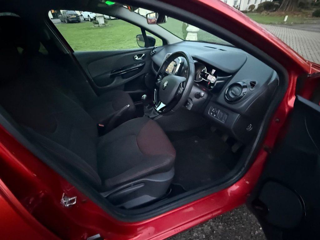 Used Renault Clio 2014 for sale - 76724882: Photo 22