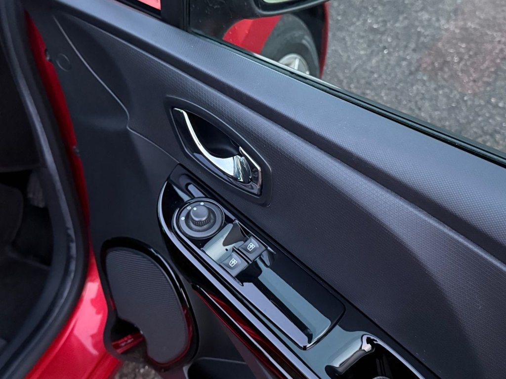 Used Renault Clio 2014 for sale - 76724882: Photo 23