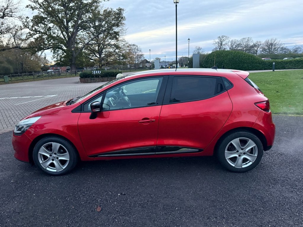 Used Renault Clio 2014 for sale - 76724882: Photo 9