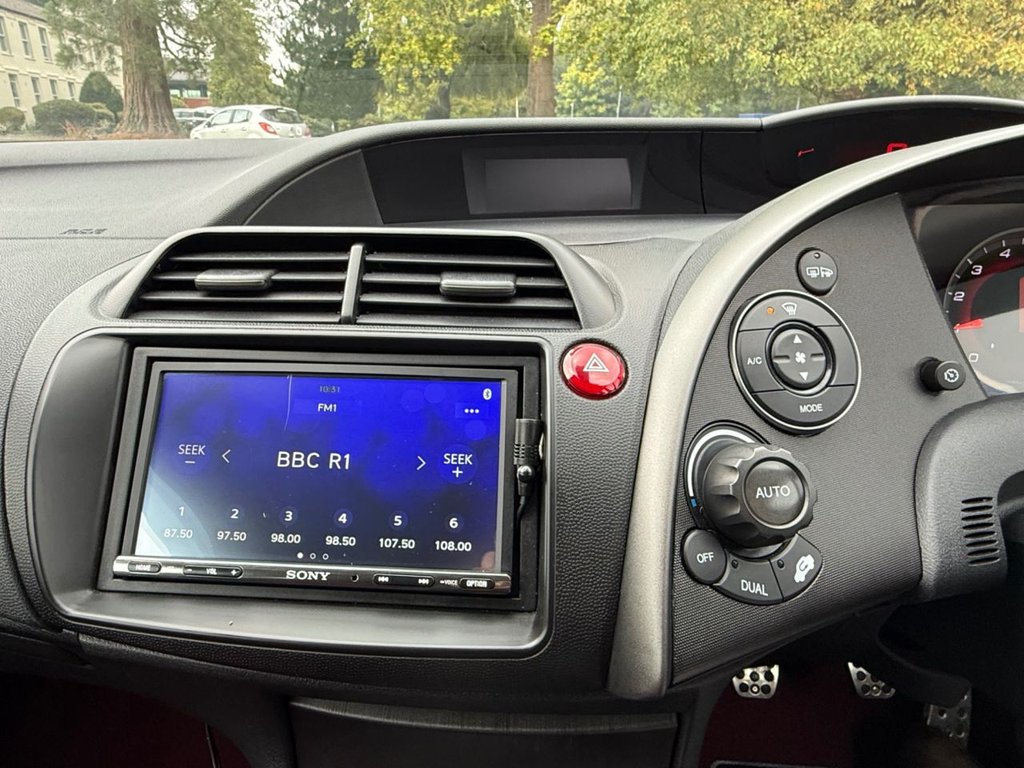 Used Honda Civic 2009 for sale - 76092488: Photo 32