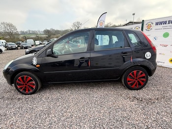 Used Ford Fiesta 2005 for sale - 77806012: Photo