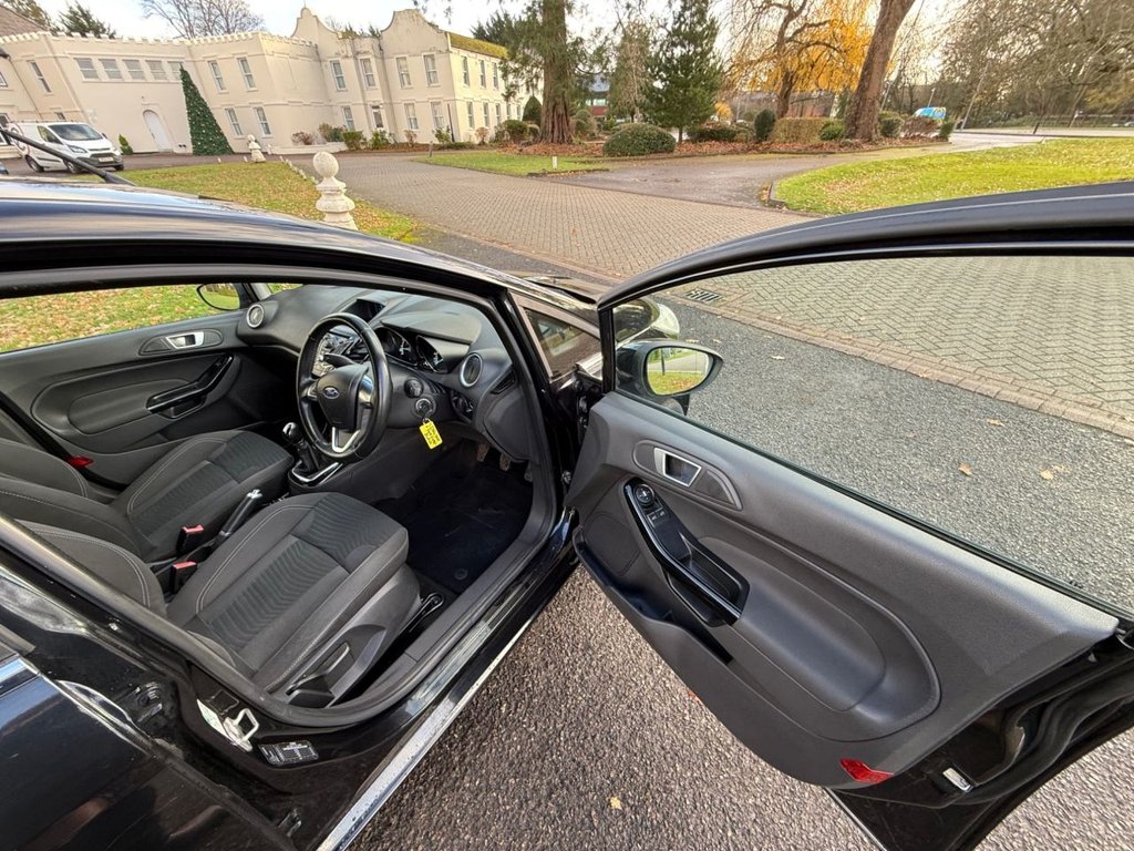 Used Ford Fiesta 2014 for sale - 76900423: Photo 24