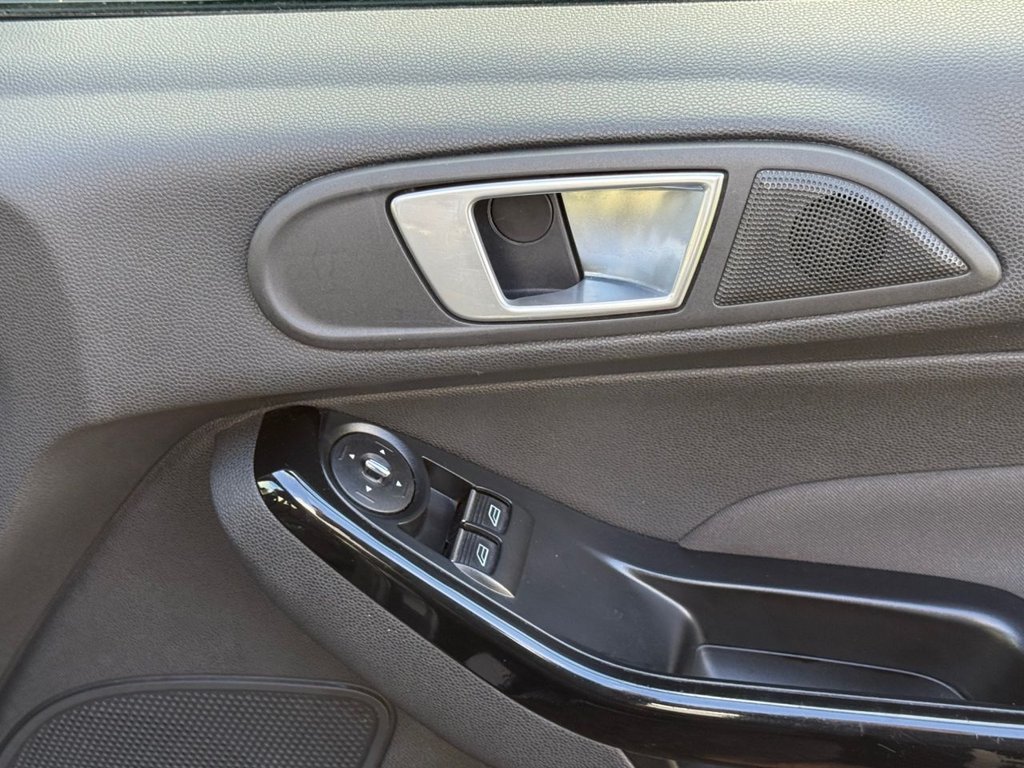 Used Ford Fiesta 2014 for sale - 76900423: Photo 32