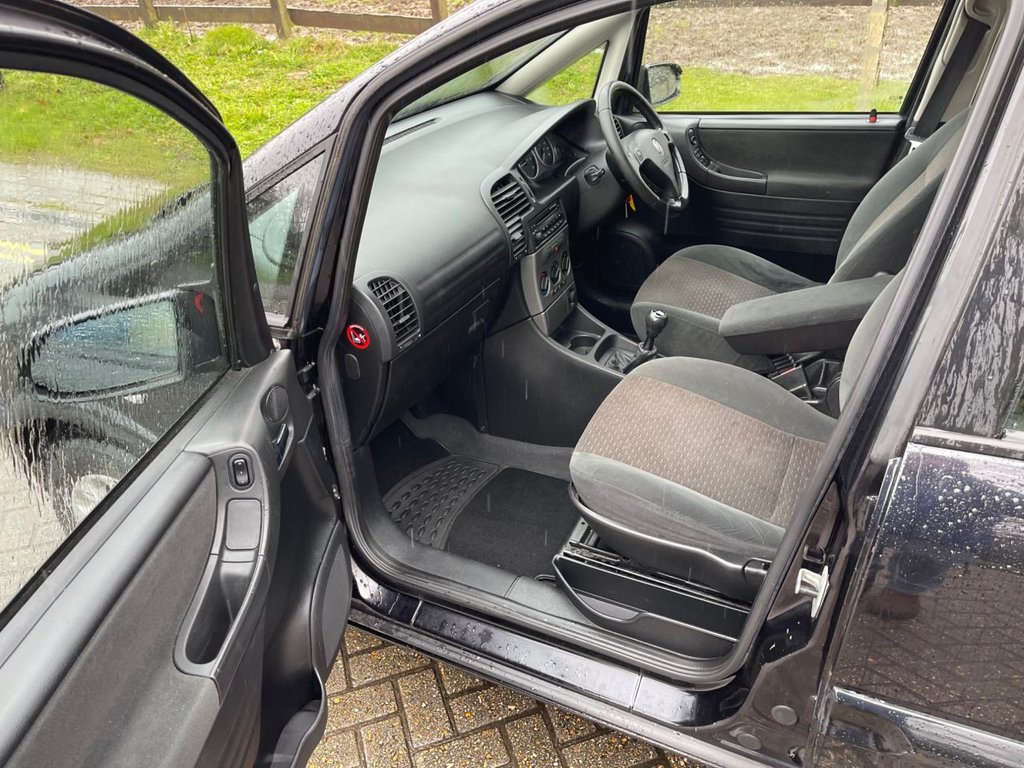 Used Vauxhall Zafira 2004 for sale - 76080315: Photo 14