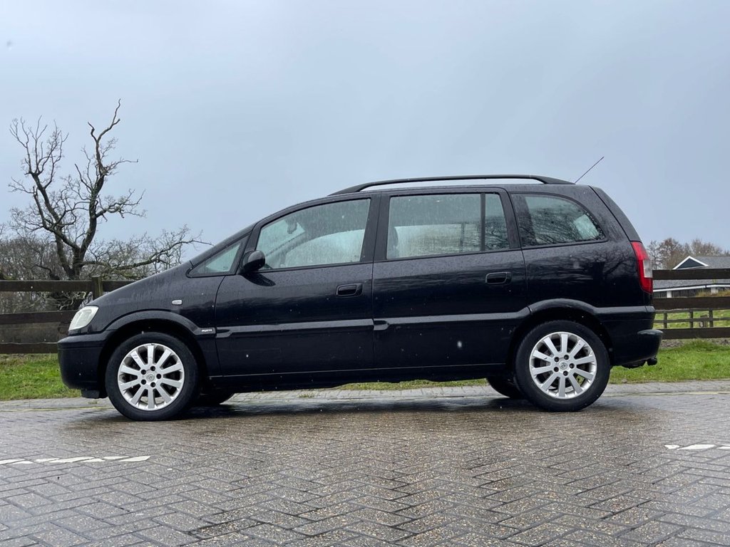 Used Vauxhall Zafira 2004 for sale - 76080315: Photo 8