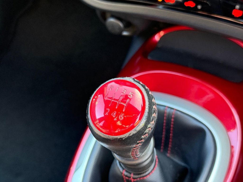 Used Nissan Juke 2015 for sale - 76345196: Photo 27