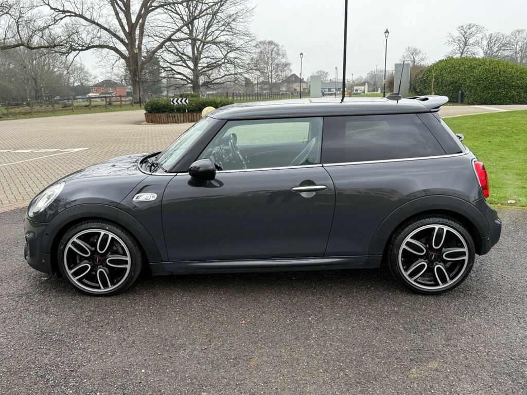 Used MINI Hatch 2018 for sale - 77327630: Photo 10