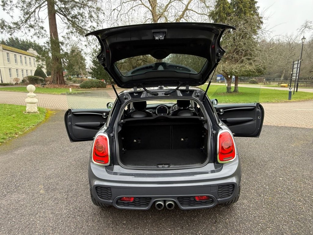 Used MINI Hatch 2018 for sale - 77327630: Photo 16