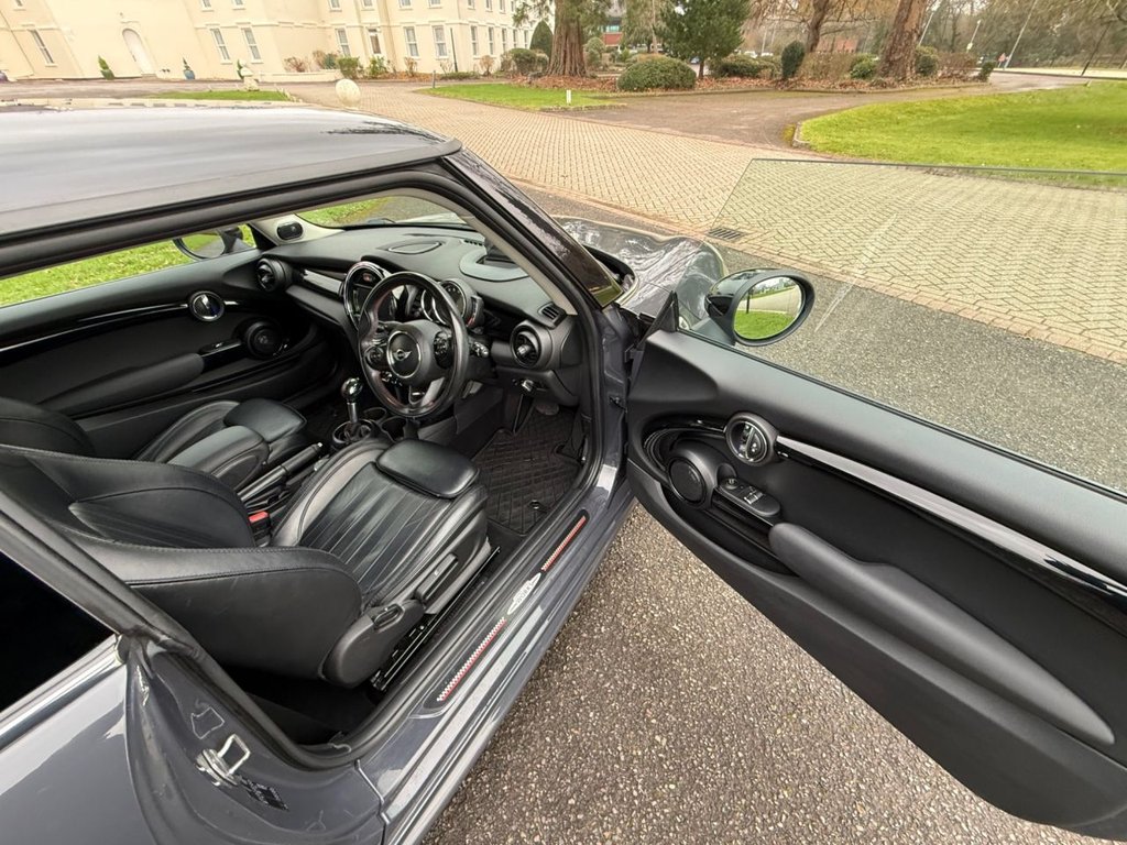 Used MINI Hatch 2018 for sale - 77327630: Photo 24