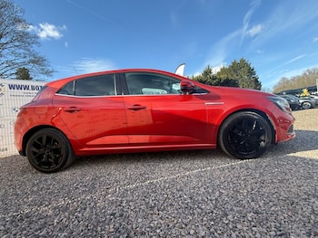 Used Renault Megane 2016 for sale - 77967630: Photo