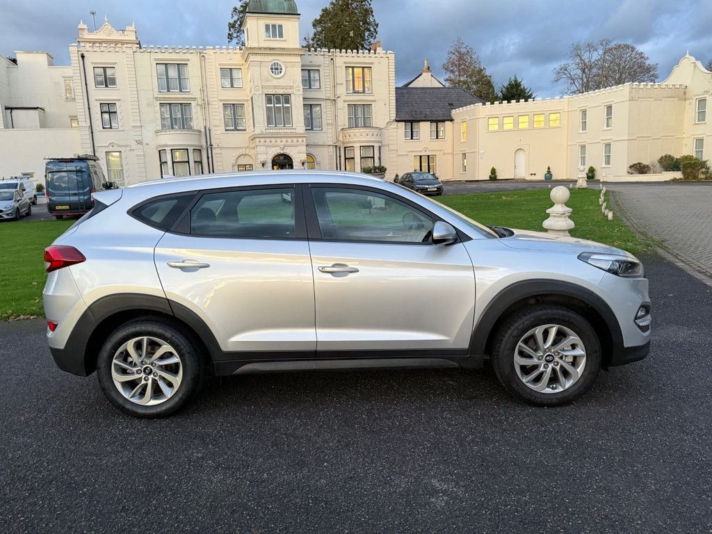 Used Hyundai TUCSON 2016 for sale - 76632055: Photo 3