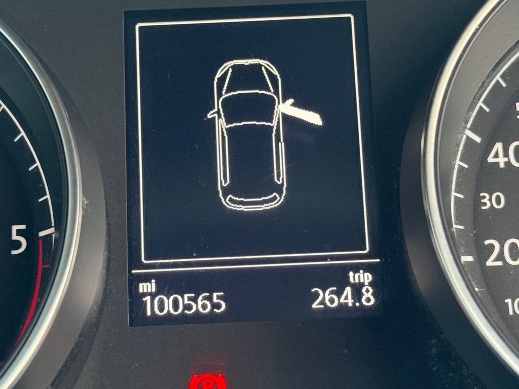 Used Volkswagen Golf 2013 for sale - 77995321: Photo 29