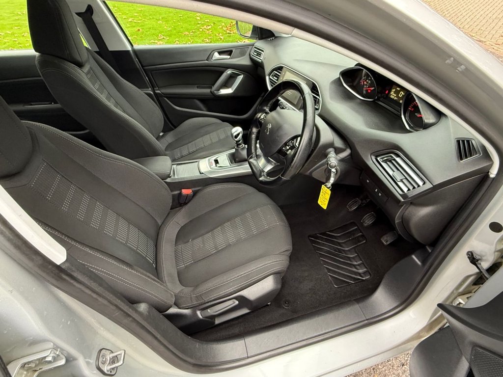 Used Peugeot 308 SW 2017 for sale - 76313092: Photo 34