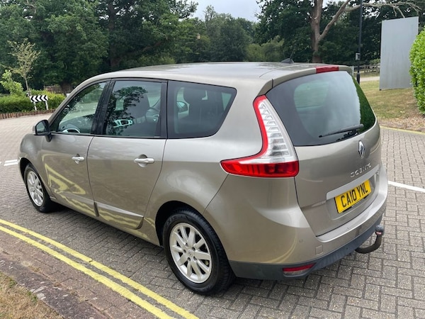Used Renault Grand Scenic 2010 for sale - 75067517: Photo 12