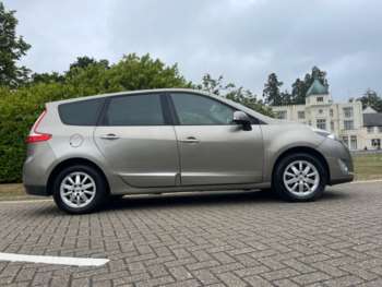 Used Renault Grand Scenic 2010 for sale - 75067517: Photo