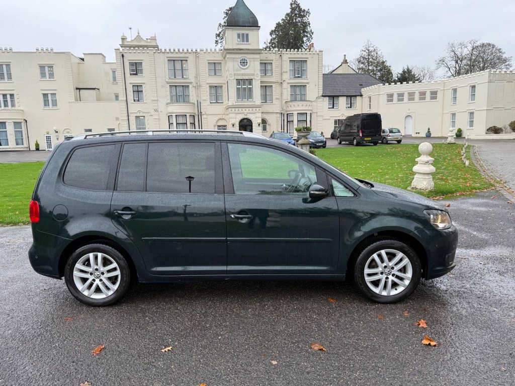 Used Volkswagen Touran 2015 for sale - 76582624: Photo 4