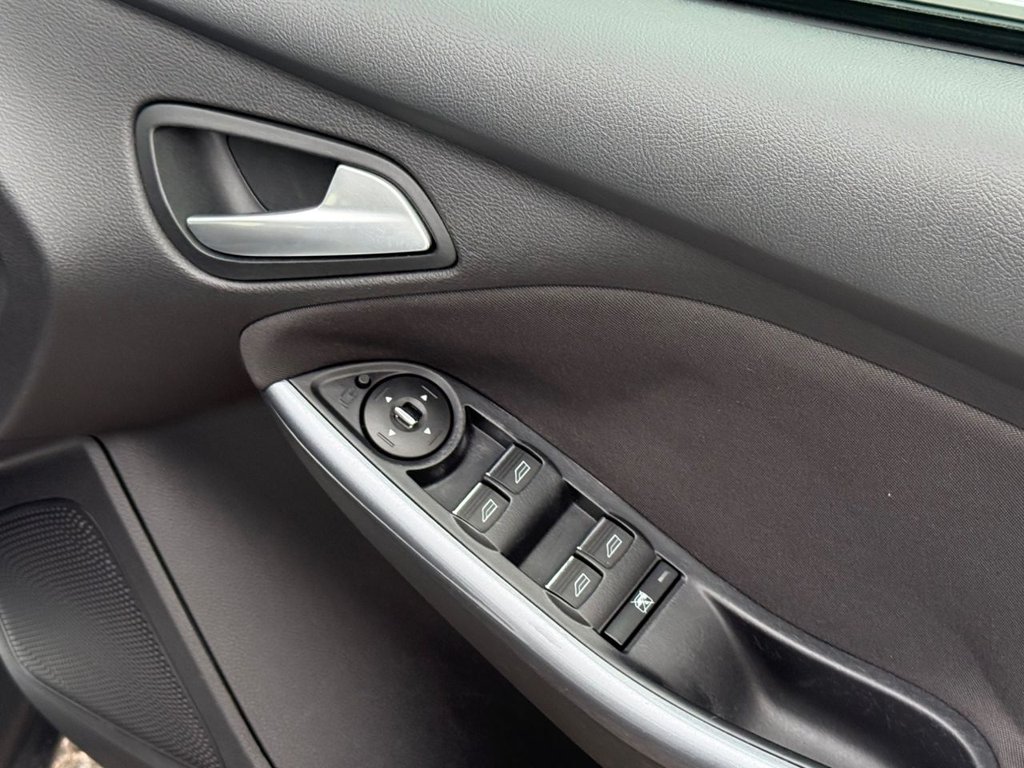 Used Ford Focus 2014 for sale - 77080444: Photo 30