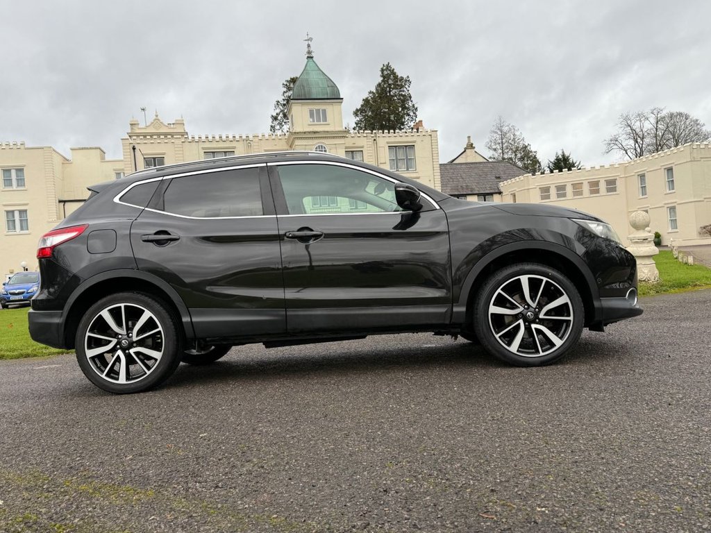 Used Nissan Qashqai 2014 for sale - 77153689: Photo 2