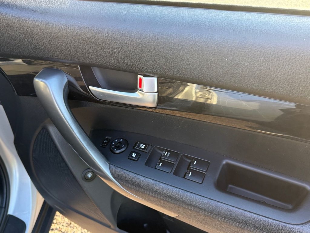 Used Kia Sorento 2015 for sale - 77056285: Photo 31