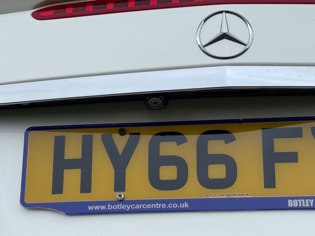 Used Mercedes-Benz E Class 2016 for sale - 76509709: Photo 20