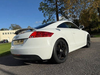 Used Audi TT 2010 for sale - 76395902: Photo