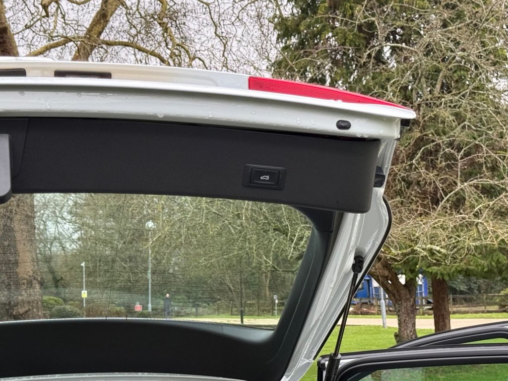 Used Audi A4 2014 for sale - 77608696: Photo 21