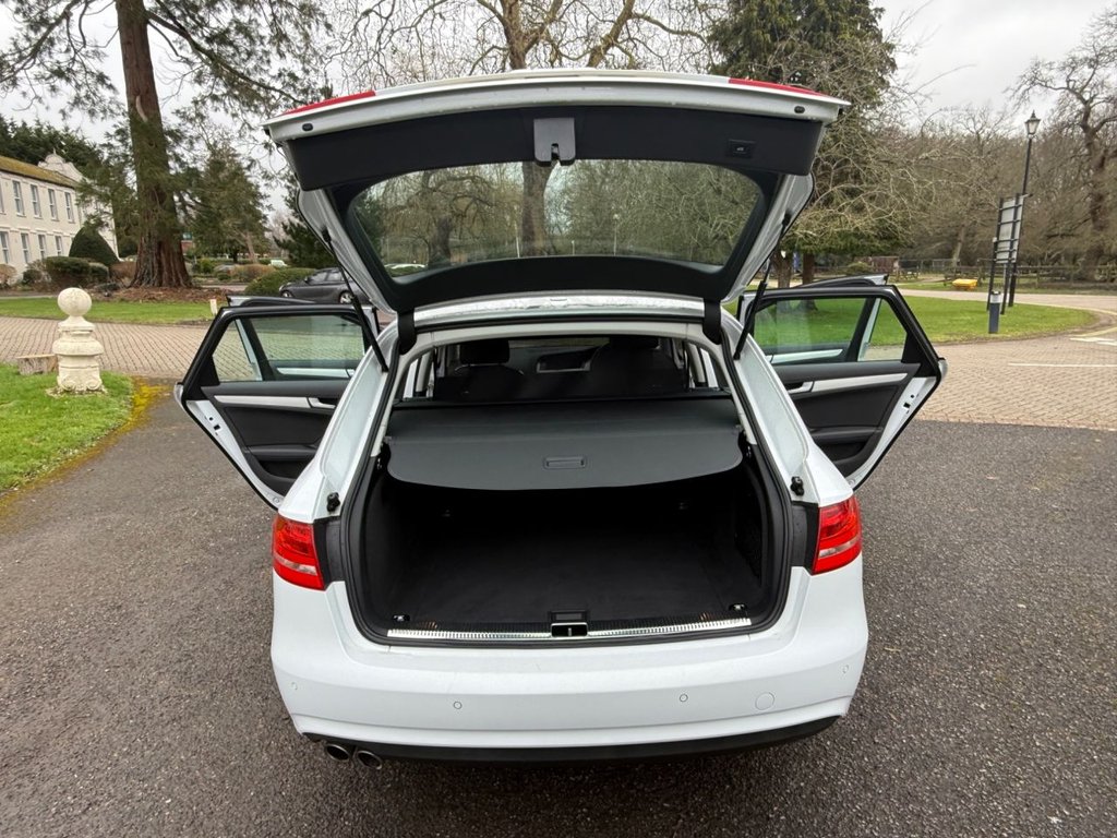 Used Audi A4 2014 for sale - 77608696: Photo 23