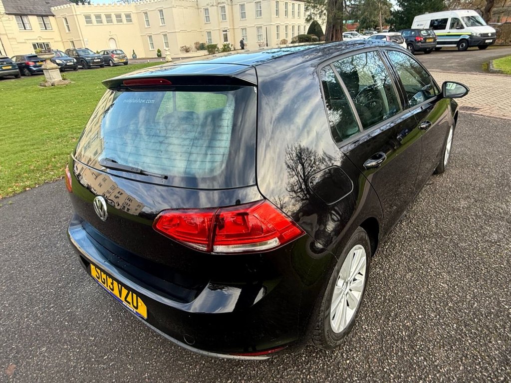 Used Volkswagen Golf 2013 for sale - 77263204: Photo 2