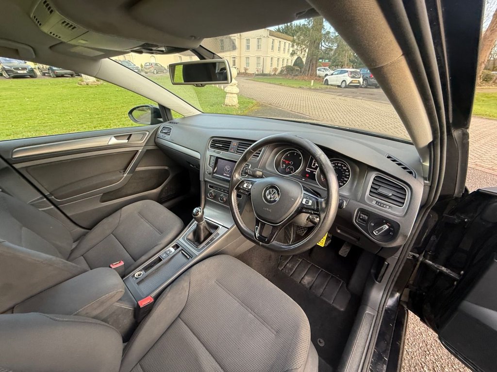 Used Volkswagen Golf 2013 for sale - 77263204: Photo 20