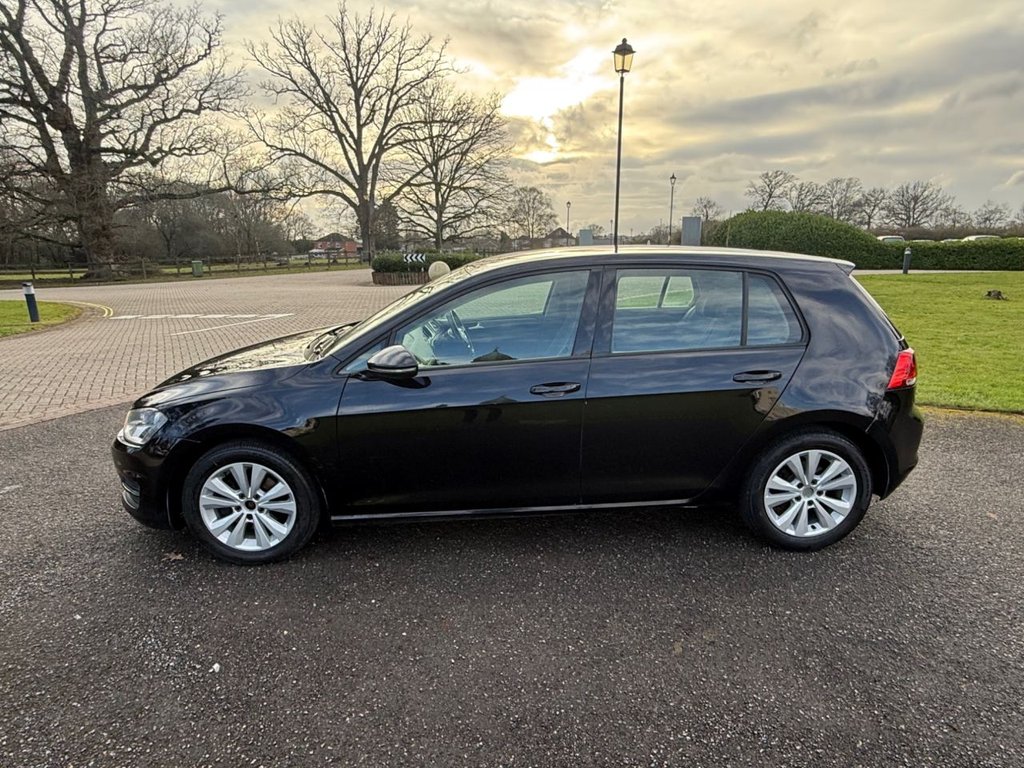 Used Volkswagen Golf 2013 for sale - 77263204: Photo 5